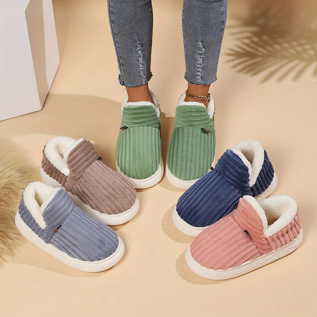 Riley | Plush Unisex Slippers